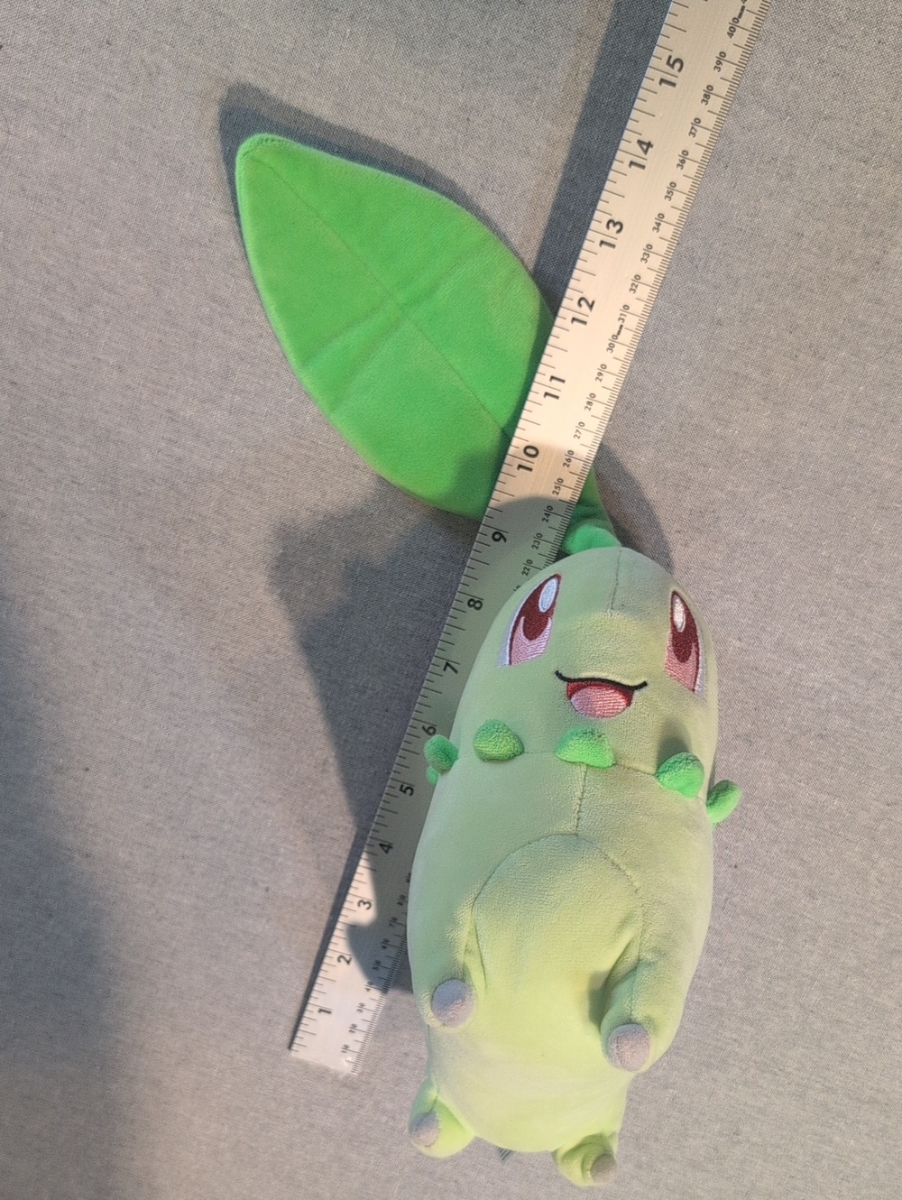 Pokemon Chikorita Green Leaf Plush Reptile Toy - Soft Pet Accessory
